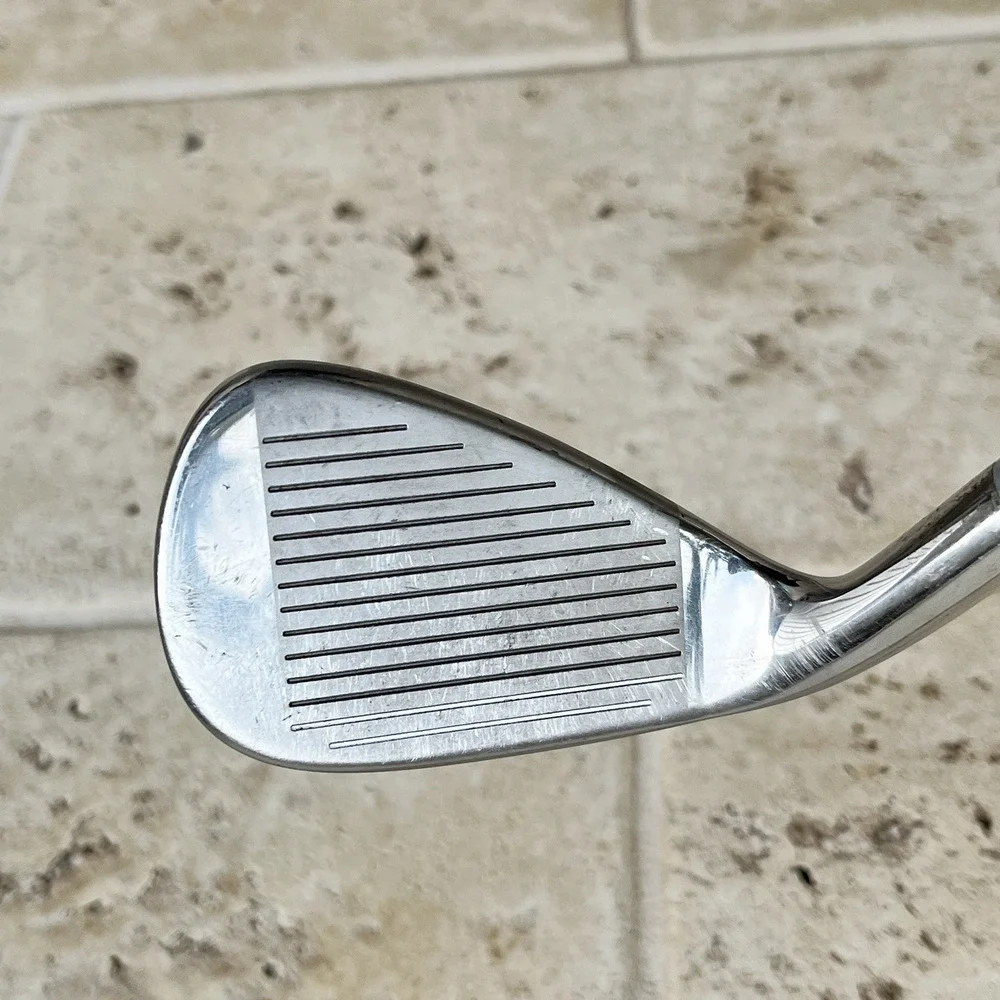 Women's TaylorMade Kalea Pitching Wedge Ladies Graphite RH 35" w/ New Grip - Picture 2 of 9
